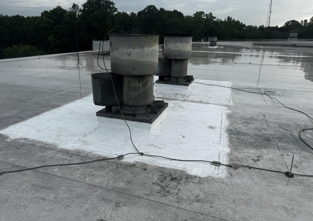 roof of a commercial building