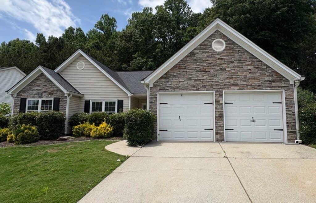 From Madison to Metro Atlanta: Why Red Roofing & Gutters Bridges the Gap Between Small Town Service and Big City Quality 6 roofing-company-buford-ga