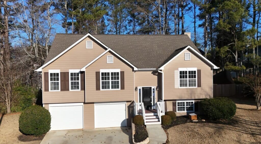 Storm Damage vs. Age: Why Woodstock, Ga Homeowners Need a Roof Inspection After Recent Storms 1 woodstock-ga-roofing-company